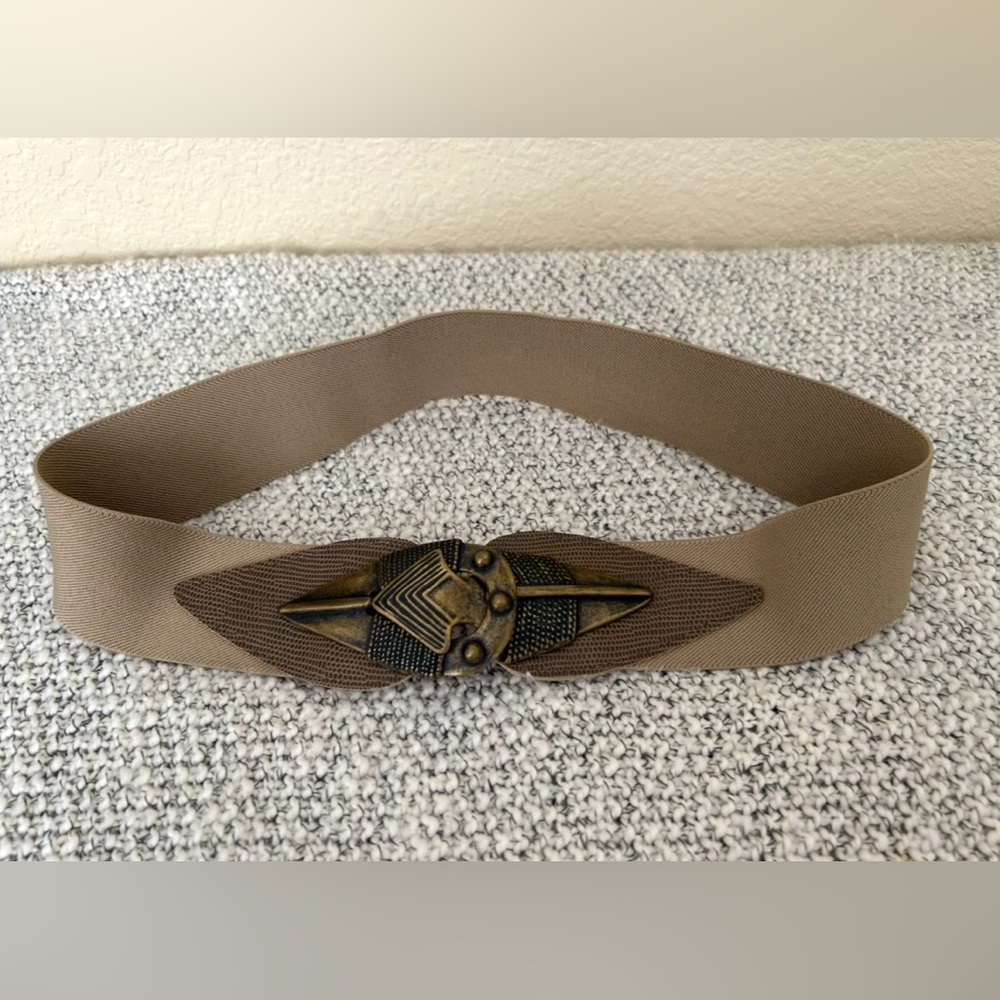 Vintage Omega Arrowhead Belt Ornate Buckle Stretch Leather Accent M USA